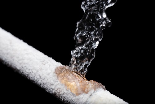 frozen pipe leaking